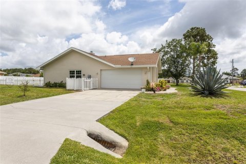 House in Palm Coast, Florida 3 bedrooms, 154.96 sq.m. № 1808046 - photo 15