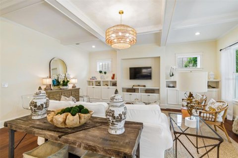 Casa en venta en Tampa, Florida, 4 dormitorios, 277.41 m2 № 2151623 - foto 24