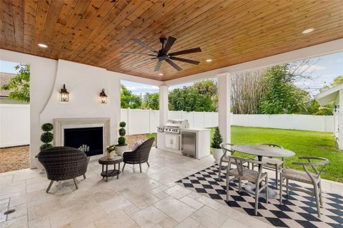 Casa en venta en Tampa, Florida, 4 dormitorios, 277.41 m2 № 2151623 - foto 2