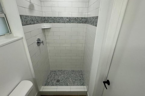 House in Fort Lauderdale, Florida 3 bedrooms, 115.66 sq.m. № 2190716 - photo 3