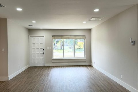 House in Fort Lauderdale, Florida 3 bedrooms, 115.66 sq.m. № 2190716 - photo 8