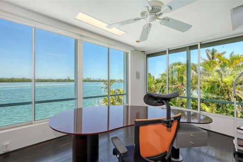 Villa ou maison à vendre à Sarasota, Floride: 4 chambres, 367.06 m2 № 1650270 - photo 21