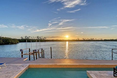 Villa ou maison à vendre à Sarasota, Floride: 4 chambres, 367.06 m2 № 1650270 - photo 12