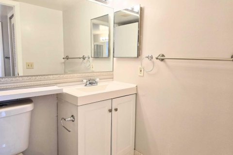 Propiedad comercial en venta en West Palm Beach, Florida № 2434376 - foto 11
