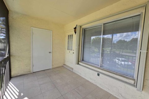 Propiedad comercial en venta en West Palm Beach, Florida № 2434376 - foto 21