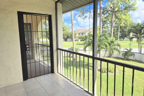 Propiedad comercial en venta en West Palm Beach, Florida № 2434376 - foto 5