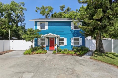 Casa en venta en Tampa, Florida, 3 dormitorios, 153.47 m2 № 1852480 - foto 1