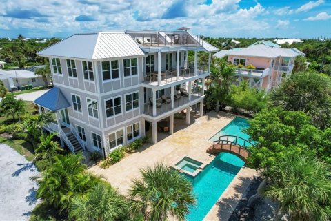 Villa ou maison à Boca Grande, Floride 4 chambres, 282.05 m2 № 2299151
