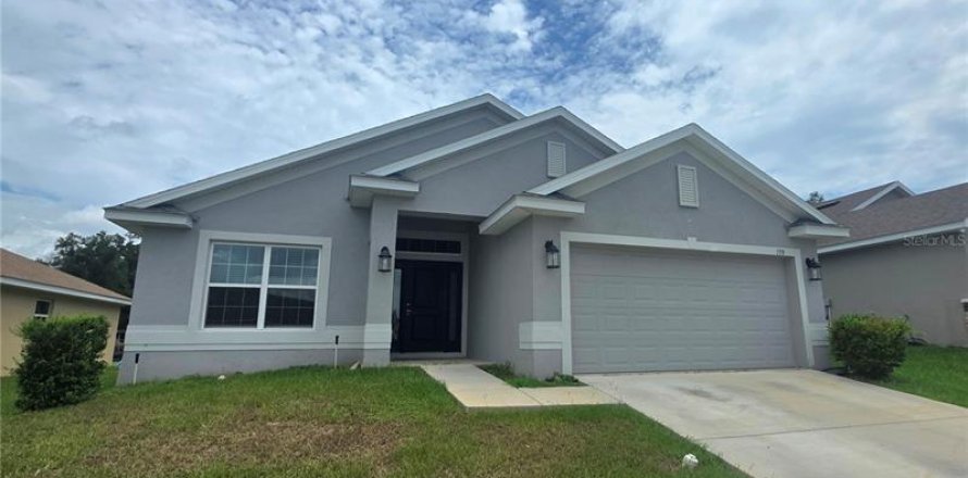 Casa en Ocala, Florida 4 dormitorios, 169.55 m2 № 2197207
