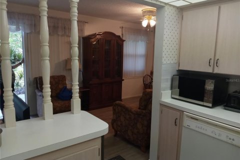 Снять в аренду кондоминиум в Клируотер, Флорида 2 комнаты, 102.19м2, № 1843442 - фото 18