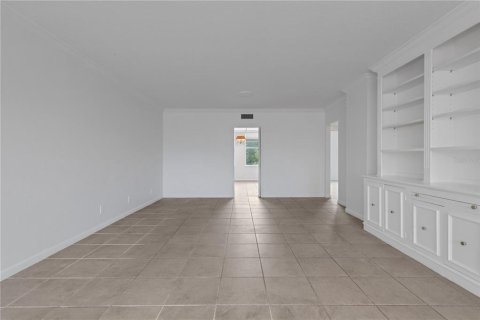 Copropriété à vendre à Tampa, Floride: 2 chambres, 136.19 m2 № 2299294 - photo 23