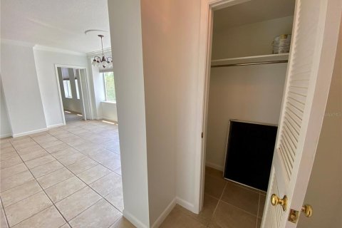 Copropriété à vendre à Tampa, Floride: 2 chambres, 136.19 m2 № 2299294 - photo 10