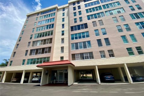Copropriété à vendre à Tampa, Floride: 2 chambres, 136.19 m2 № 2299294 - photo 5