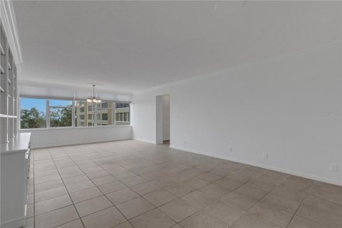 Copropriété à vendre à Tampa, Floride: 2 chambres, 136.19 m2 № 2299294 - photo 13