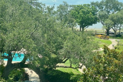 Copropriété à vendre à Tampa, Floride: 2 chambres, 136.19 m2 № 2299294 - photo 19