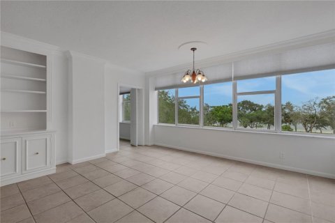 Copropriété à vendre à Tampa, Floride: 2 chambres, 136.19 m2 № 2299294 - photo 16