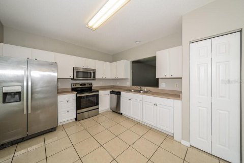 Casa en alquiler en Bradenton, Florida, 4 dormitorios, 191.38 m2 № 1917997 - foto 8