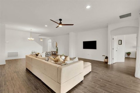 Villa ou maison à vendre à Howey-in-the-Hills, Floride: 4 chambres, 273.13 m2 № 1630883 - photo 10