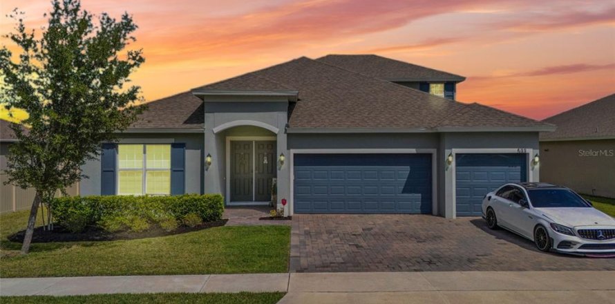 Villa ou maison à Howey-in-the-Hills, Floride 4 chambres, 273.13 m2 № 1630883