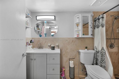 Купить кондоминиум в Майами, Флорида 2 спальни, 73.95м2, № 2086691 - фото 27