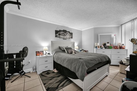 Купить кондоминиум в Майами, Флорида 2 спальни, 73.95м2, № 2086691 - фото 22