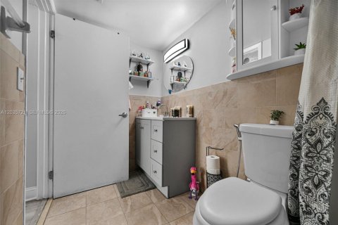 Купить кондоминиум в Майами, Флорида 2 спальни, 73.95м2, № 2086691 - фото 25