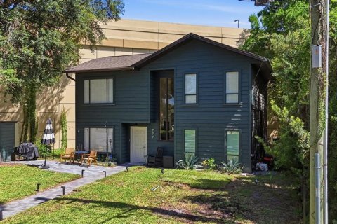 House in Orlando, Florida 3 bedrooms, 109.9 sq.m. № 2207215 - photo 3