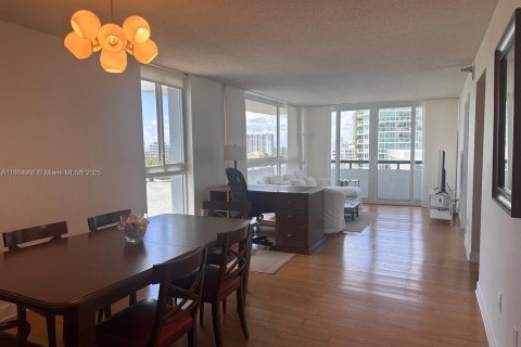 Condominio en venta en Miami Beach, Florida, 2 dormitorios, 100.8 m2 № 1896511 - foto 2