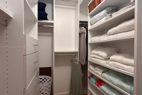 Condominio en venta en Miami Beach, Florida, 2 dormitorios, 100.8 m2 № 1896511 - foto 11