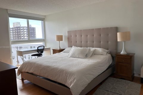 Condominio en venta en Miami Beach, Florida, 2 dormitorios, 100.8 m2 № 1896511 - foto 5