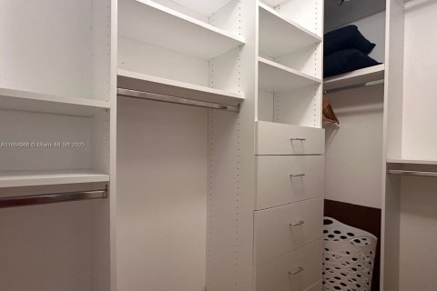 Condominio en venta en Miami Beach, Florida, 2 dormitorios, 100.8 m2 № 1896511 - foto 10