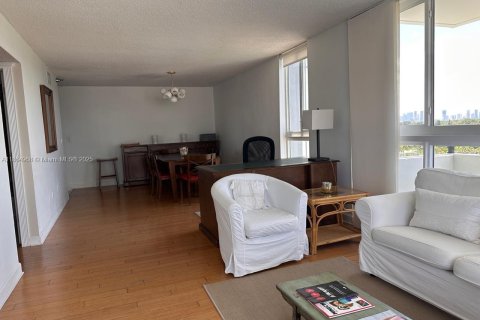 Condominio en venta en Miami Beach, Florida, 2 dormitorios, 100.8 m2 № 1896511 - foto 3