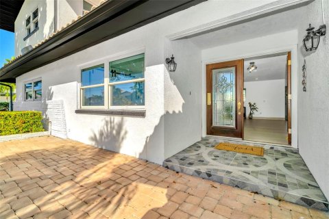 House in Clearwater, Florida 3 bedrooms, 299.7 sq.m. № 1772783 - photo 5