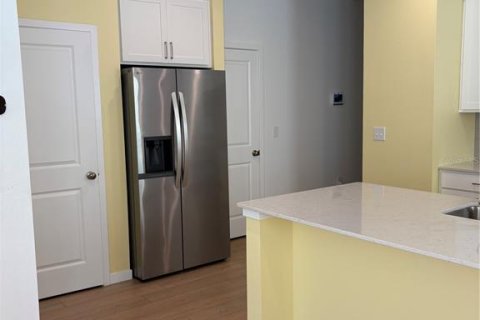Villa ou maison à louer à Palm Coast, Floride: 4 chambres, 142.42 m2 № 2419623 - photo 4