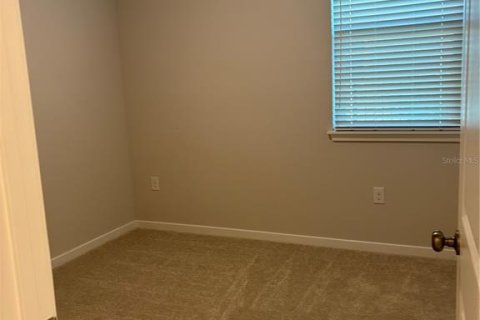 Villa ou maison à louer à Palm Coast, Floride: 4 chambres, 142.42 m2 № 2419623 - photo 11