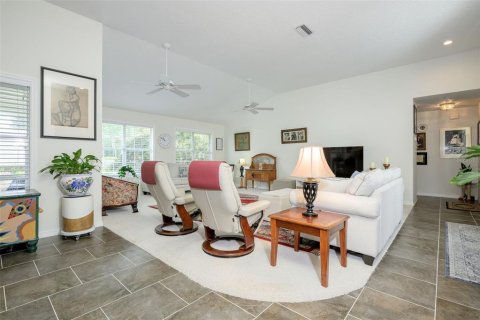 Casa en venta en DeLand, Florida, 3 dormitorios, 182 m2 № 2322713 - foto 9
