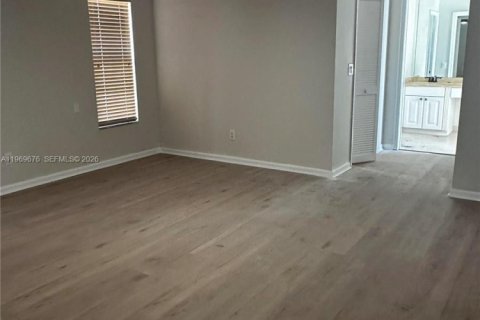 Villa ou maison à louer à Plantation, Floride: 4 chambres, 232.63 m2 № 2030426 - photo 9