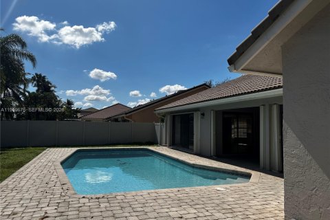 Villa ou maison à louer à Plantation, Floride: 4 chambres, 232.63 m2 № 2030426 - photo 21