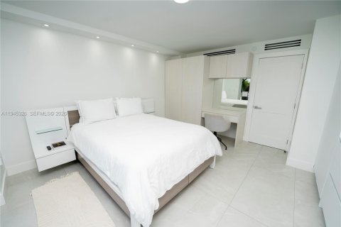 Touwnhouse à louer à Key Biscayne, Floride: 2 chambres, 96.8 m2 № 2001787 - photo 8