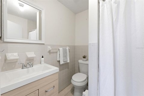 Купить кондоминиум в Нью-Порт-Ричи, Флорида 4 комнаты, 95.13м2, № 2214767 - фото 13