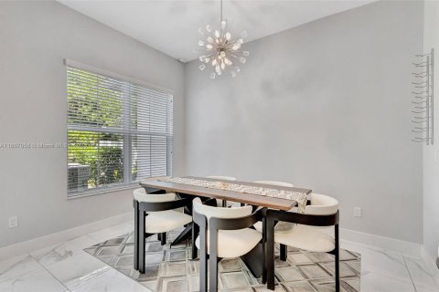 Adosado en venta en Palm Beach Gardens, Florida, 3 dormitorios, 199.18 m2 № 1896518 - foto 22