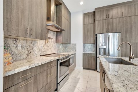 Adosado en venta en Palm Beach Gardens, Florida, 3 dormitorios, 199.18 m2 № 1896518 - foto 18