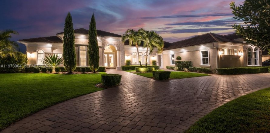 Дом в Дейви, Флорида 4 спальни, 375.14м2 № 2033409