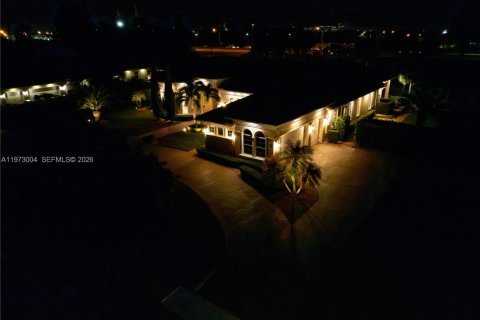 Купить виллу или дом в Дейви, Флорида 4 спальни, 375.14м2, № 2033409 - фото 13