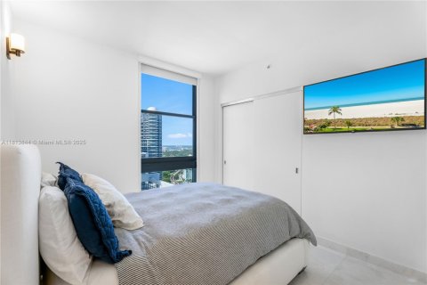 Condominio en venta en Miami, Florida, 3 dormitorios, 165.18 m2 № 1874377 - foto 14