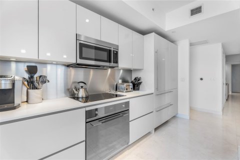 Condominio en venta en Miami, Florida, 3 dormitorios, 165.18 m2 № 1874377 - foto 8