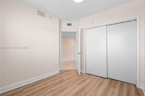 Купить кондоминиум в Норт-Майами, Флорида 3 спальни, 167.32м2, № 2056698 - фото 16