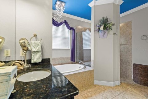 Villa ou maison à vendre à Tampa, Floride: 5 chambres, 389.35 m2 № 1813816 - photo 15