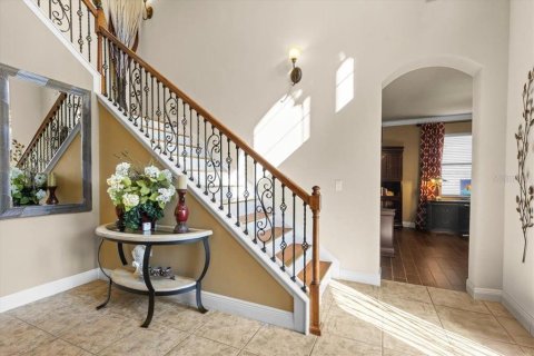 Villa ou maison à vendre à Tampa, Floride: 5 chambres, 389.35 m2 № 1813816 - photo 4
