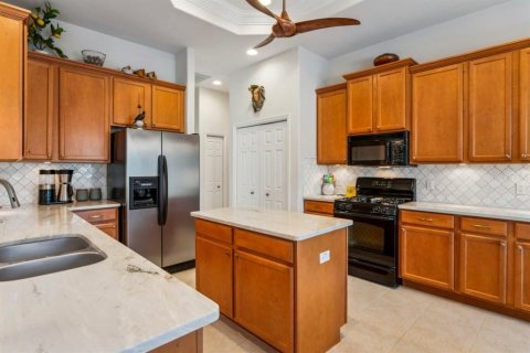 Casa en venta en Brooksville, Florida, 3 dormitorios, 206.43 m2 № 2386482 - foto 13